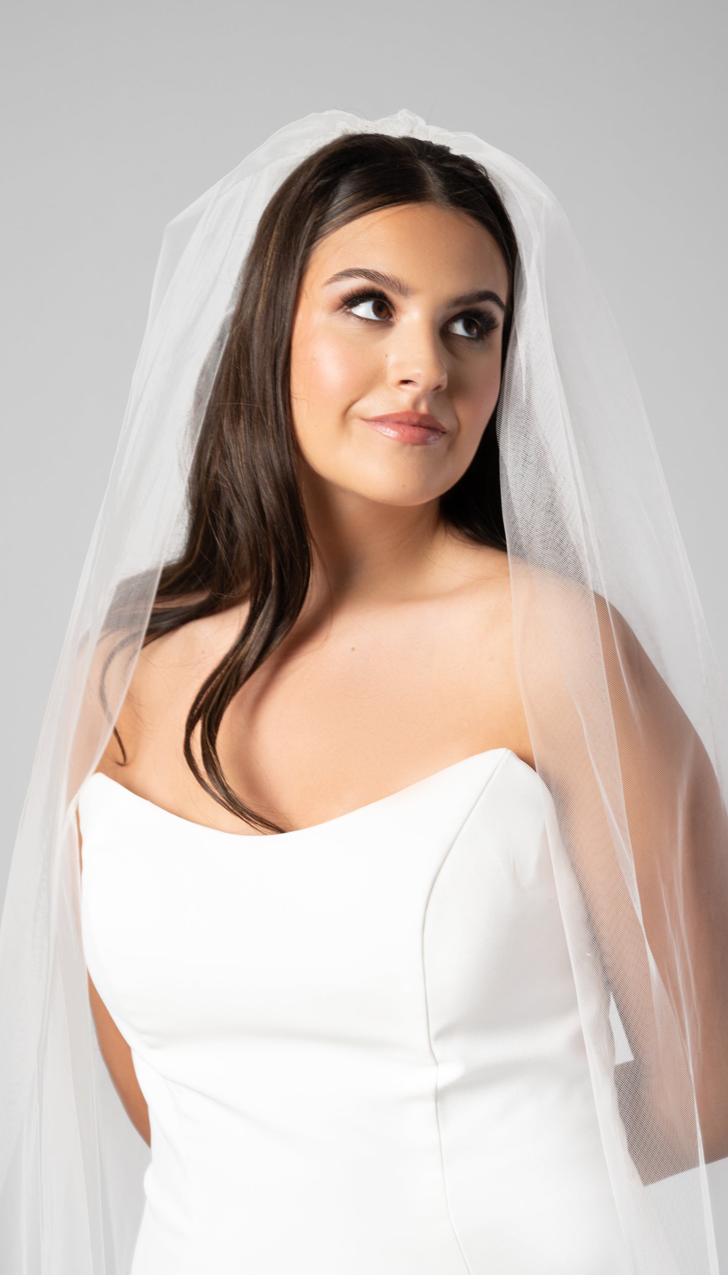 |Selby Rae Elena Veil