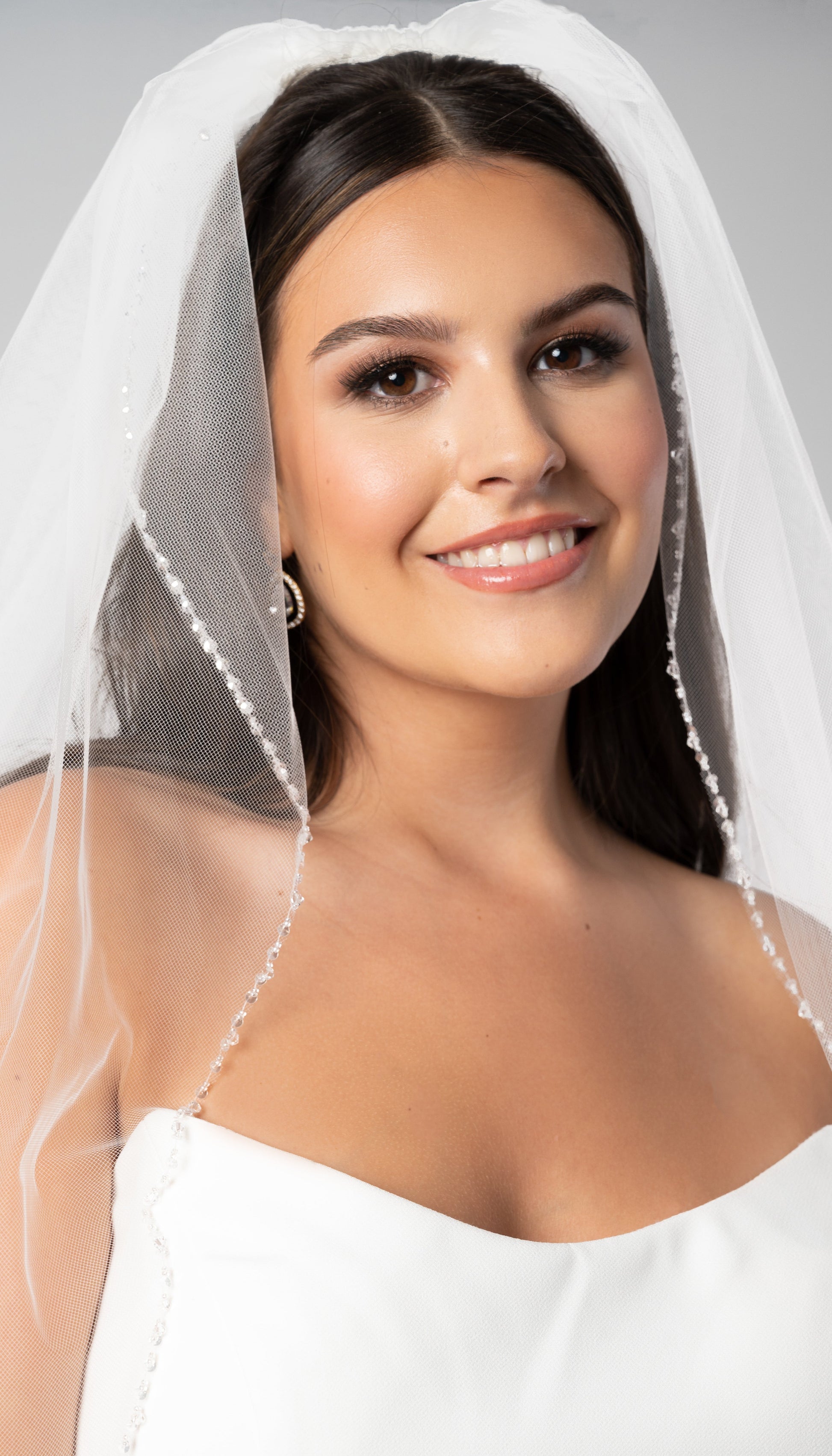 |Ella Kennedy Blue Crystal Edge Veil