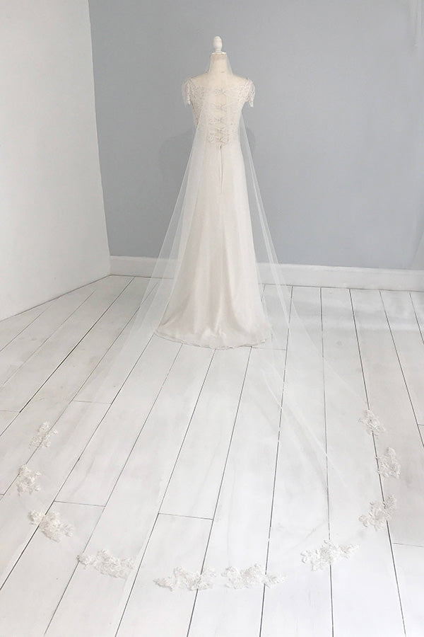 Roycebridal Gorgeous Lace Appliques Long Train Wedding Veil