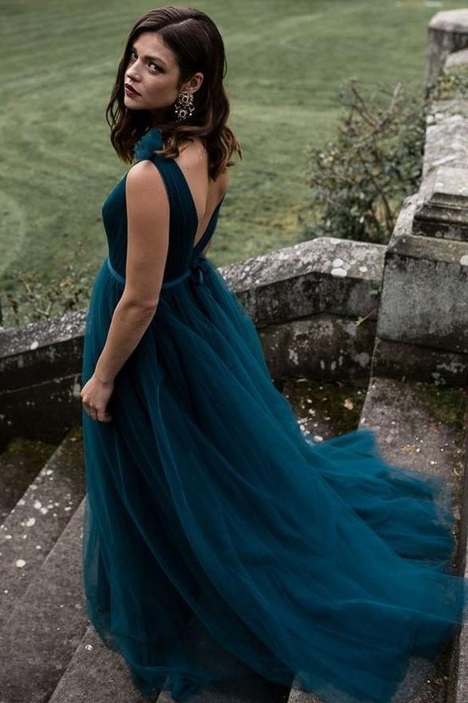 Fall V Neck Emerald Wedding Guest Dresses 2024 Tulle Bridesmaid Dresses