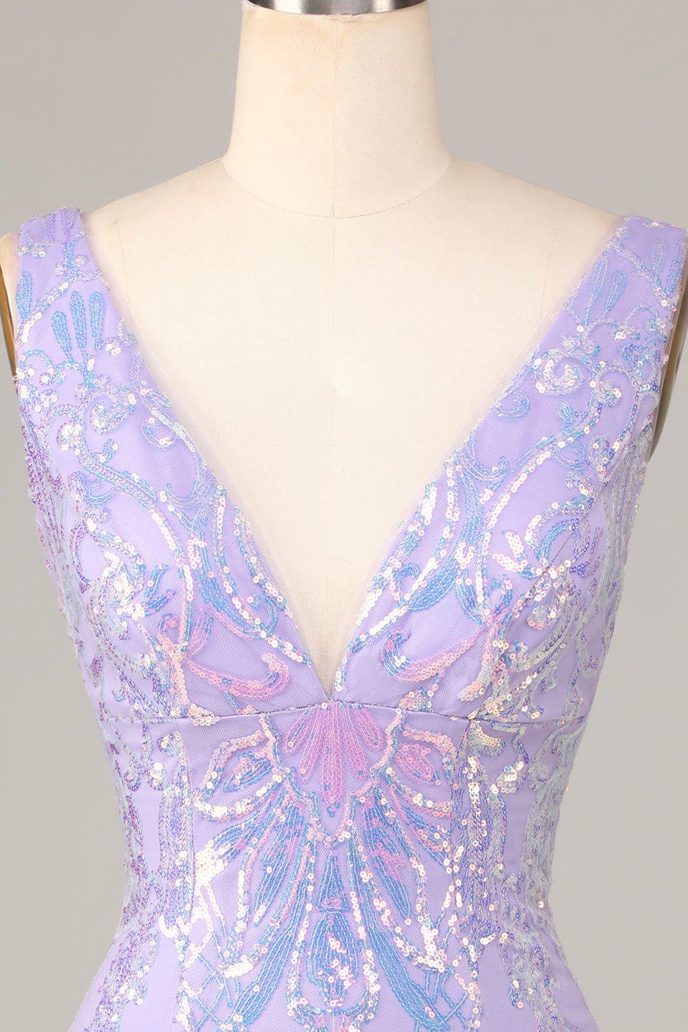 Chic Lilac Bodycon V Neck Sparkly Sequins Short Homecoming Dress