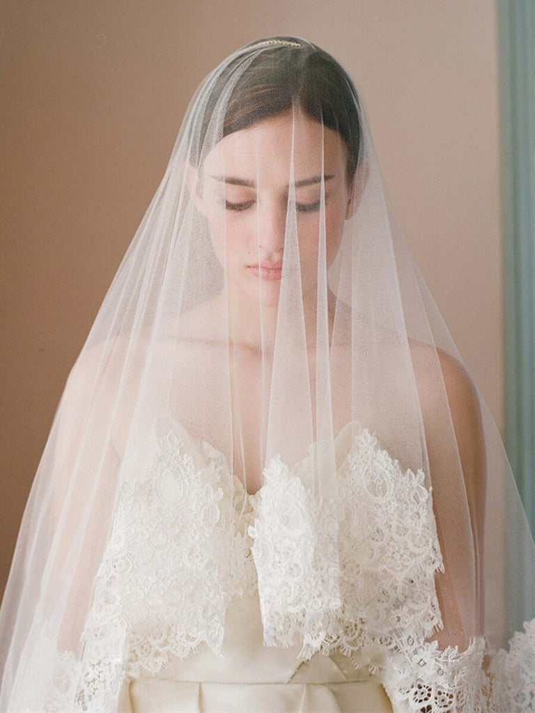 Roycebridal Traditional Drop Veils Ivory Tulle & Lace Wedding Veil