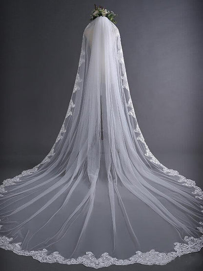 Roycebridal Spanish Vintage-Inspired Cathedral Mantilla Veil