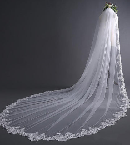 Roycebridal Spanish Vintage-Inspired Cathedral Mantilla Veil