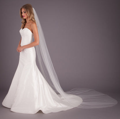 Roycebridal Kennedy Blue Elise Silver Edge Veil