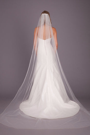 Roycebridal Kennedy Blue Elise Silver Edge Veil