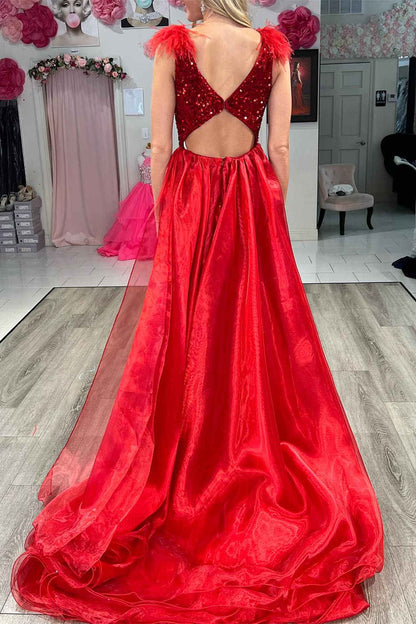 Roycebridal Lilianna | V-Neck Red Sequin Feathers Long Prom Dress with Cape