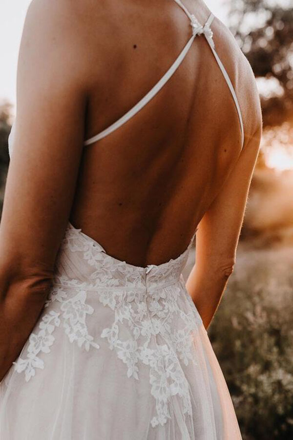 Tulle A-line Backless V-neck Appliqued Wedding Dress, Birdal Gown, MW606 | beach wedding dresses | wedding dresses online | bridal dresses | www.musebridals.com