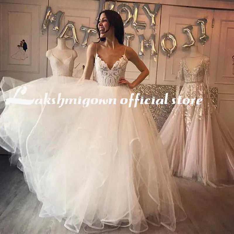 Roycebridal lakshmigown  V Neck Princess Tulle Wedding Dresses Thin Straps Puffy Bridal Dress  Robes de Mariag A-line Wedding Dresses