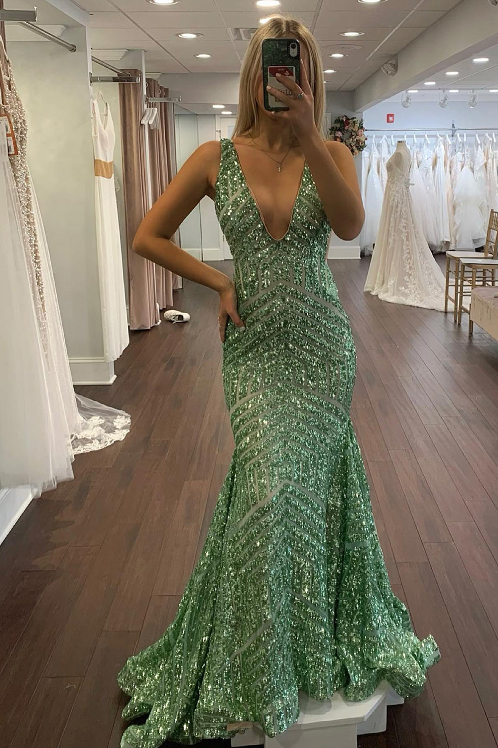 Roycebridal Nina |Mermaid Deep V Neck Sequins Prom Dress