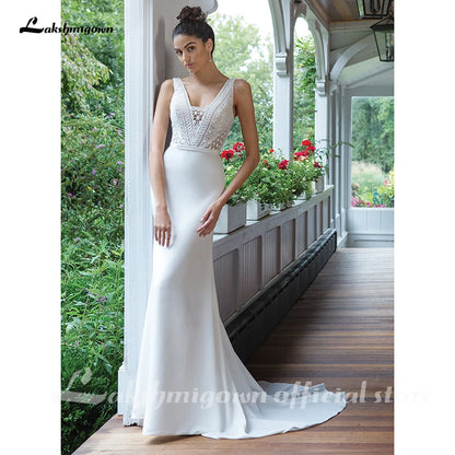 Sexy Backless Wedding Dress Crepe Fit and Flare Gown with Allover Lace Bodice Wedding Gowns Robe Femme Roycebridal