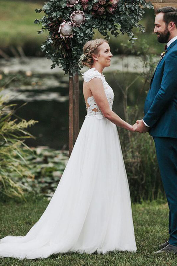 Ivory Tulle Rustic Lace Appliques V-neck Wedding Dresses, Bridal Gowns, MW565 | ivory wedding dresses | outdoor wedding dresses | wedding gowns | bridal outfit | www.musebridals.com