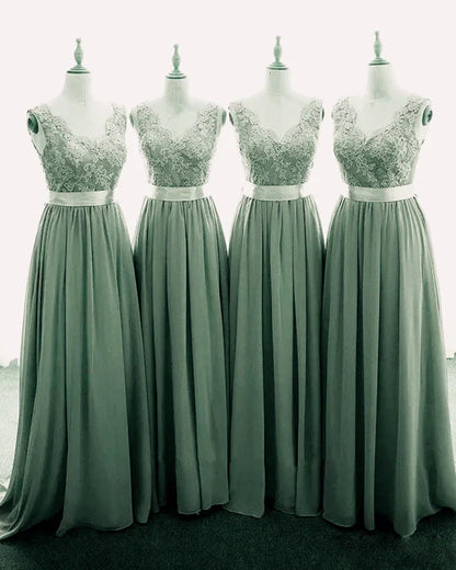 Roycebridal Lace Sage Green Bridesmaid Dresses Boho V-neck Straps Appliques