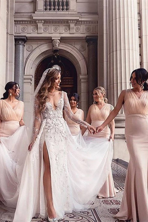 Long Tulle V-Neck Mermaid Boho White Bridesmaid Dresses