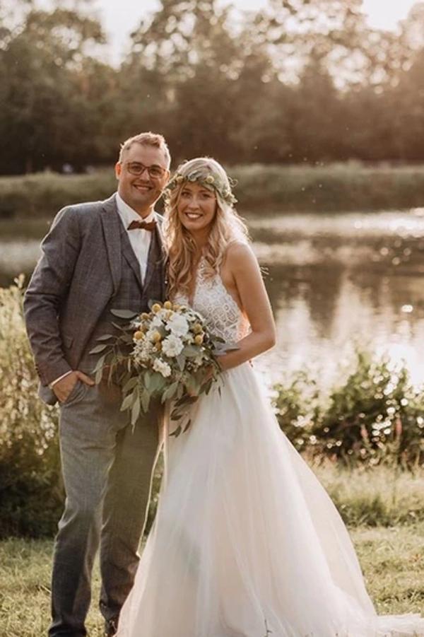 Lace Bodice Tulle Skirt Bridal Gown with a Low V Back Minimalist Wedding Dresses,MW360 | musebridals.com