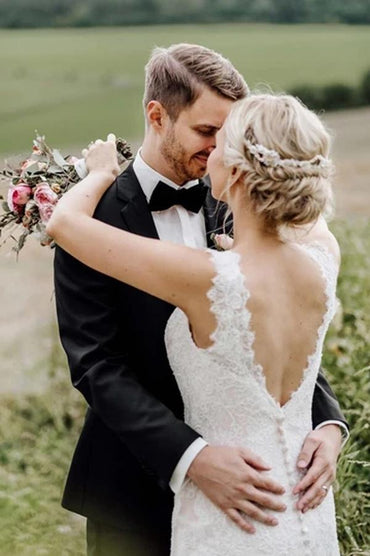 Graceful Lace Wedding Dress With Covered Buttons Mermaid Bridal Dress,MW383 | musebridals.com