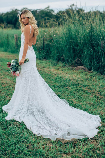 Elegant Mermaid Sweetheart Lace Ivory Wedding Dresses with train,MW406 | musebridals.com