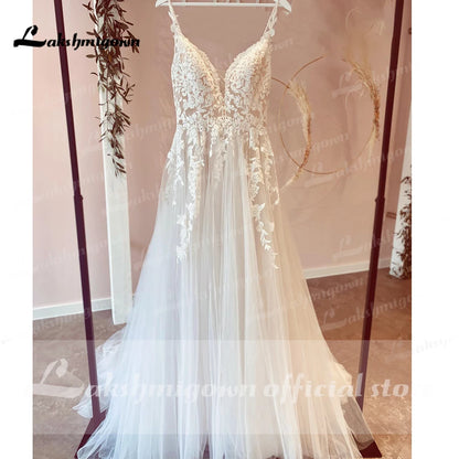 Roycebridal Modest Beach Soft Tulle Wedding Dresses 2025 Lace Appliques A-Line V Neck Sweep Train Bridal Gown robe de soirée de mariage