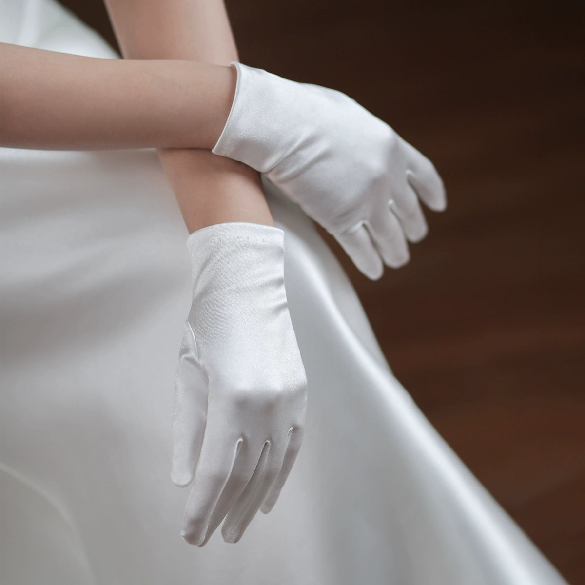 Roycebridal Vintage White Short Satin Wedding Gloves