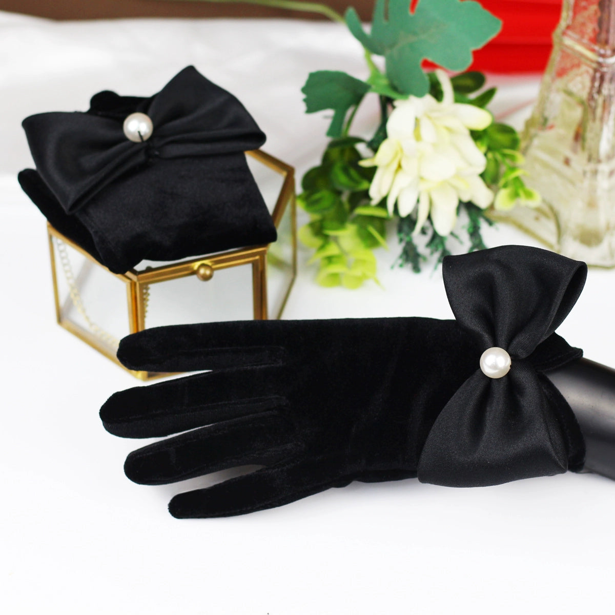 Roycebridal Vintage Black Velvet Gloves Wedding Dress