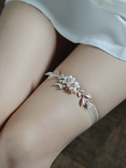 Roycebrial Wedding Garter Heavy Handmade Freshwater Pearl Garter