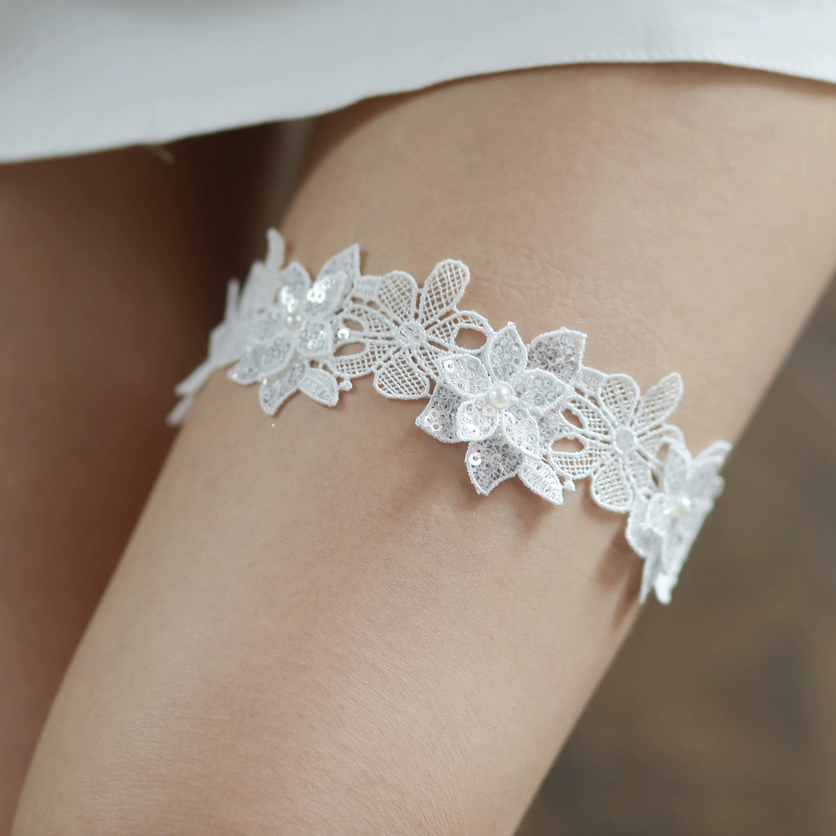 Roycebrial Wedding Garter Sequined Lace Flower Garter