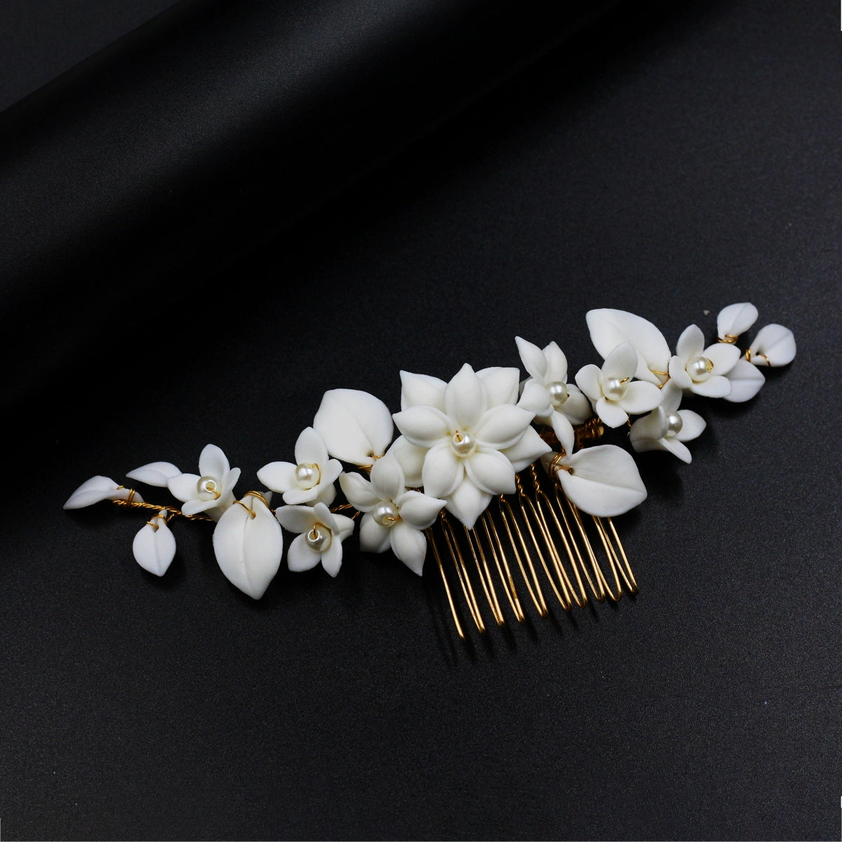 Roycebridal European and American Elegant Ceramic Flower Bridal Headdress White Super Fairy Wedding Style Hair Comb Ear Clip Set Hair Accessories