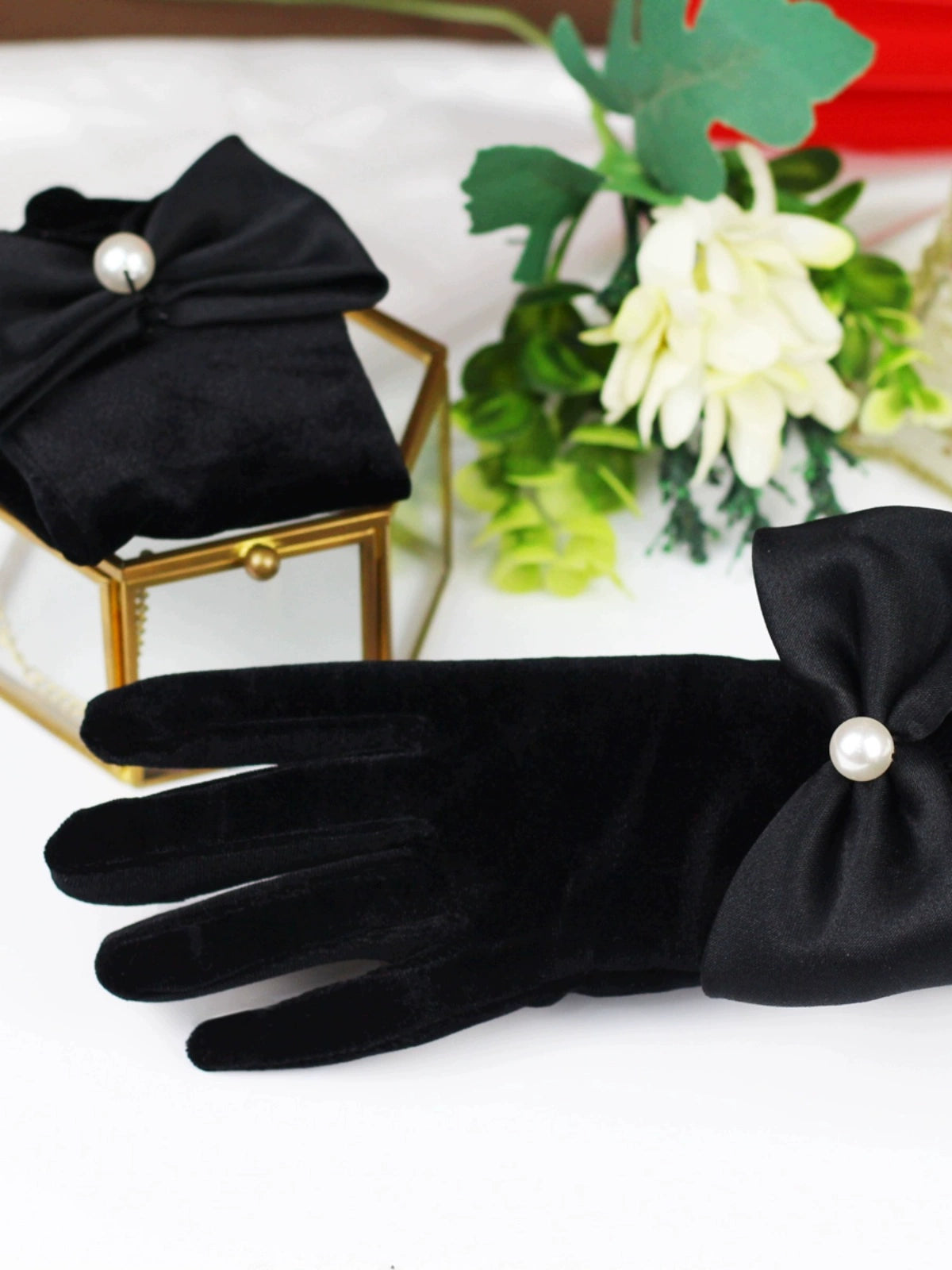 Roycebridal Vintage Black Velvet Gloves Wedding Dress