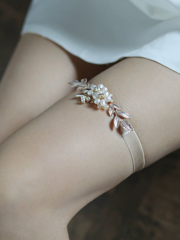 Roycebrial Wedding Garter Heavy Handmade Freshwater Pearl Garter