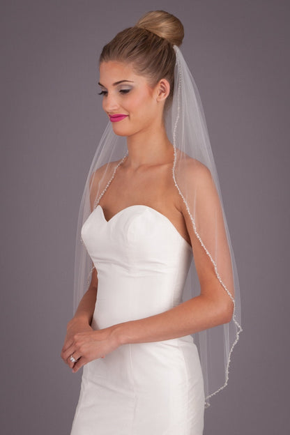 Roycebridal Kennedy Blue Piper Crystal Veil