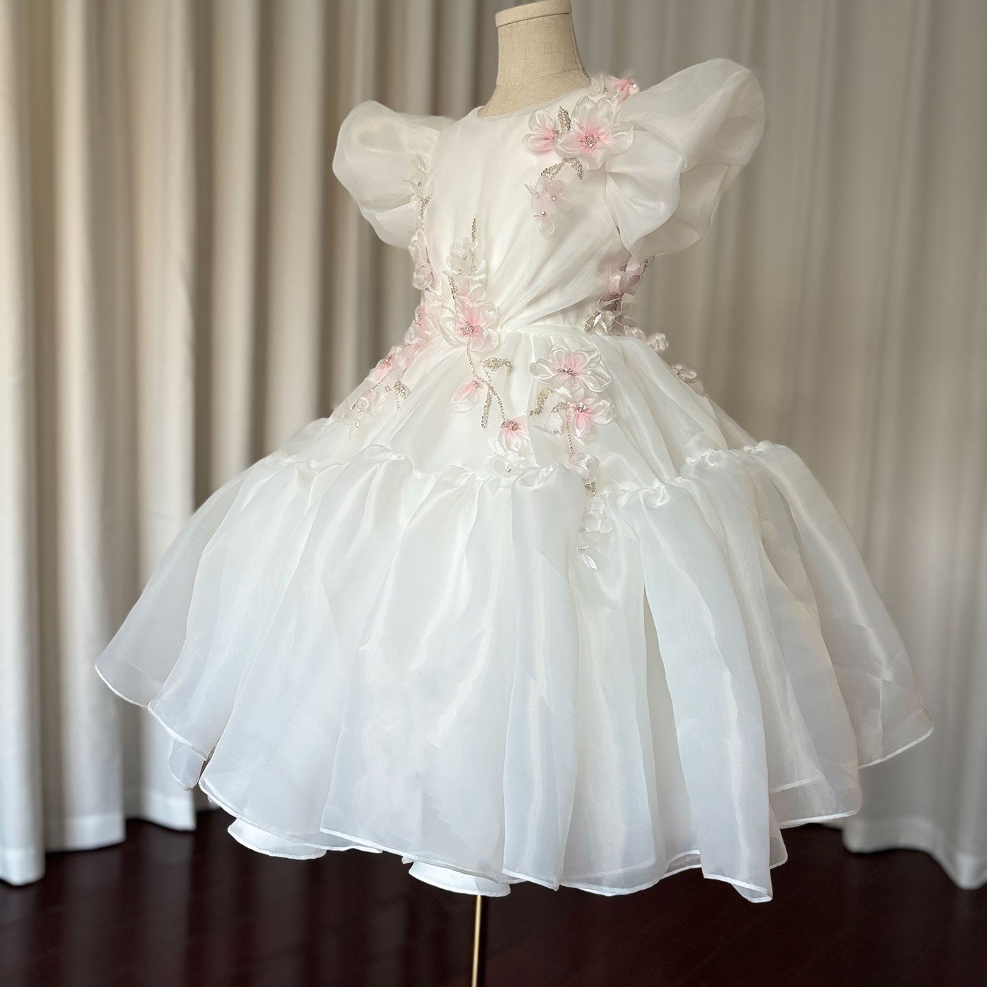 Roycebridal Luxury Dubai White Girl Dress 3D Flowers Beading Ball Gown for Kid Wedding Birthday Communion Party Pageant 2025 J348