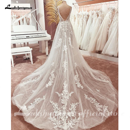 Roycebridal Bohemian Lace Wedding Dresses V-Neck Appliques Spaghetti Strap A-Line Beach Bridal Dress Plus Size Wedding Gowns