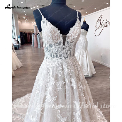 Roycebridal Princess Lace Wedding Dress Robe de mariee Sexy Bridal Plunging V Neck Tulle Boho Wedding Gown Backless