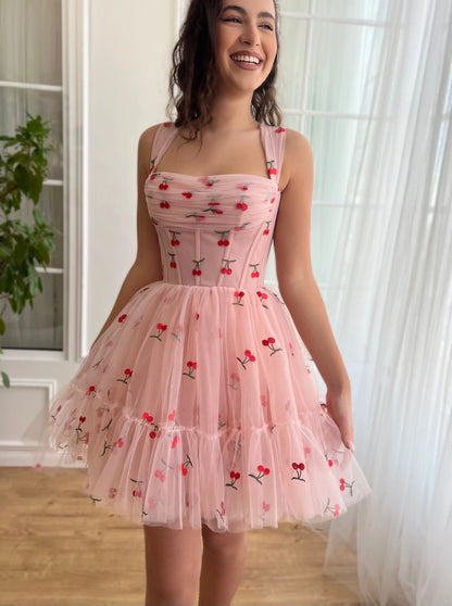 Tulle Mini Short Homecoming Dresses V-Neck Prom Dress 2024 Sweet Cute Formal Cocktail Dress Sleeveless Backless Ball Gowns