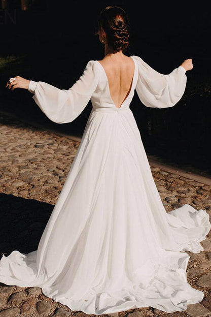 simple chiffon wedding dress | a line chiffon wedding dresses | beach wedding dress | www.musebridals.com