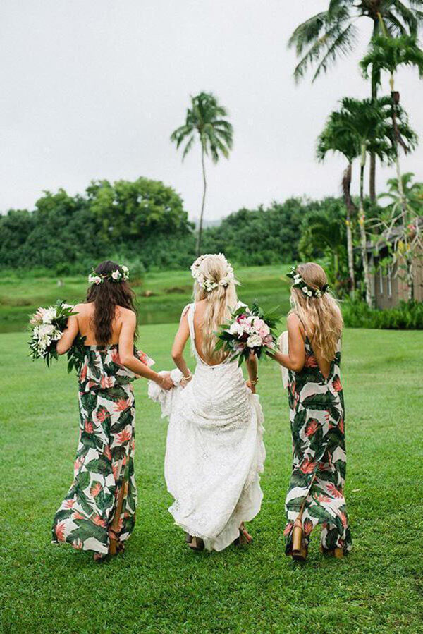 Simple Ivory Lace Country Wedding Dresses V-Neck Mermaid Wedding Dress,MW296 | bridal gowns | cheap wedding dresses | ivory wedding dresses | mermaid wedding dresses | wedding dresses online | www.musebridals.com