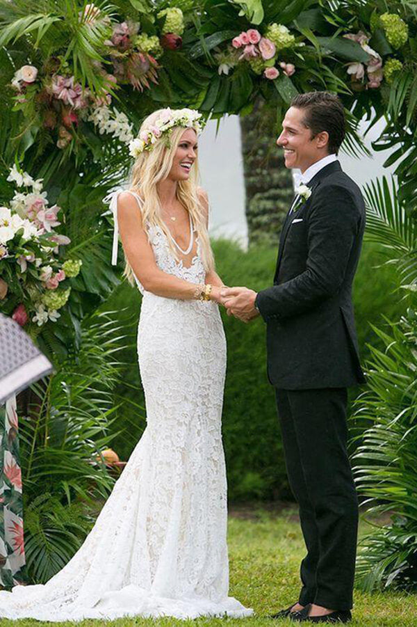 Simple Ivory Lace Country Wedding Dresses V-Neck Mermaid Wedding Dress,MW296 | mermaid wedding dresses | lace wedding dresses | cheap wedding dresses | bridal gowns | www.musebridals.com