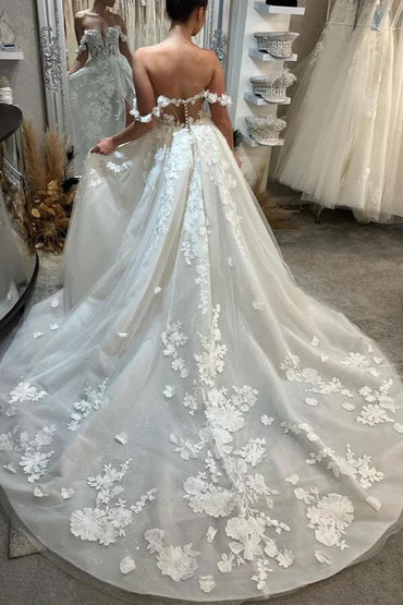 Tulle A-line Sweetheart Off Shoulder Wedding Dress With Lace Appliques, MW1007 | lace wedding gown | vintage wedding dress | Bohemian wedding dress | musebridals.com