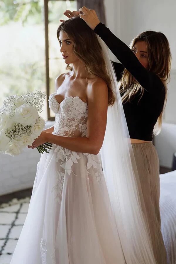 Tulle A-line Sweetheart Sleeveless Lace Appliques Boho Wedding Dresses, MW1026 | wedding dresses online | wedding dress shops | bridal outfit | musebridals.com