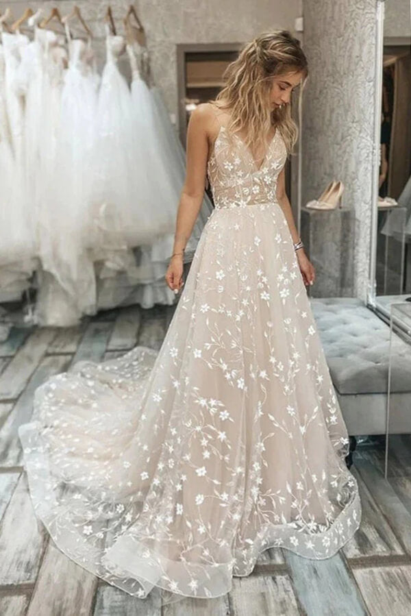 Tulle A-line V-neck Spaghetti Straps Lace Appliques Wedding Dresses, MW863 | champagne wedding dresses | simple wedding dresses | lace wedding gown | musebridals.com