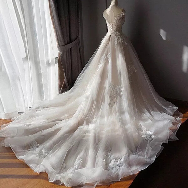 Tulle Ball Gown Off-the-Shoulder Beaded Lace Appliques Wedding Dresses, MW799 | bridal gown | vintage wedding dresses | wedding dresses near me | musebridals.com