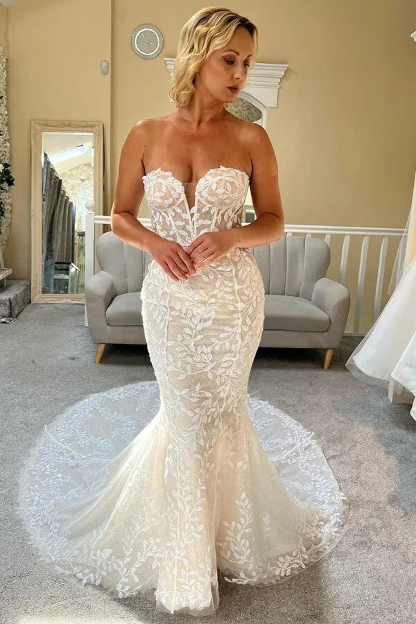 Tulle Mermaid Strapless Sweetheart Lace Appliqued Wedding Dresses, MW1000 | lace wedding dress | cheap wedding dress | bridal gown | musebridals.com