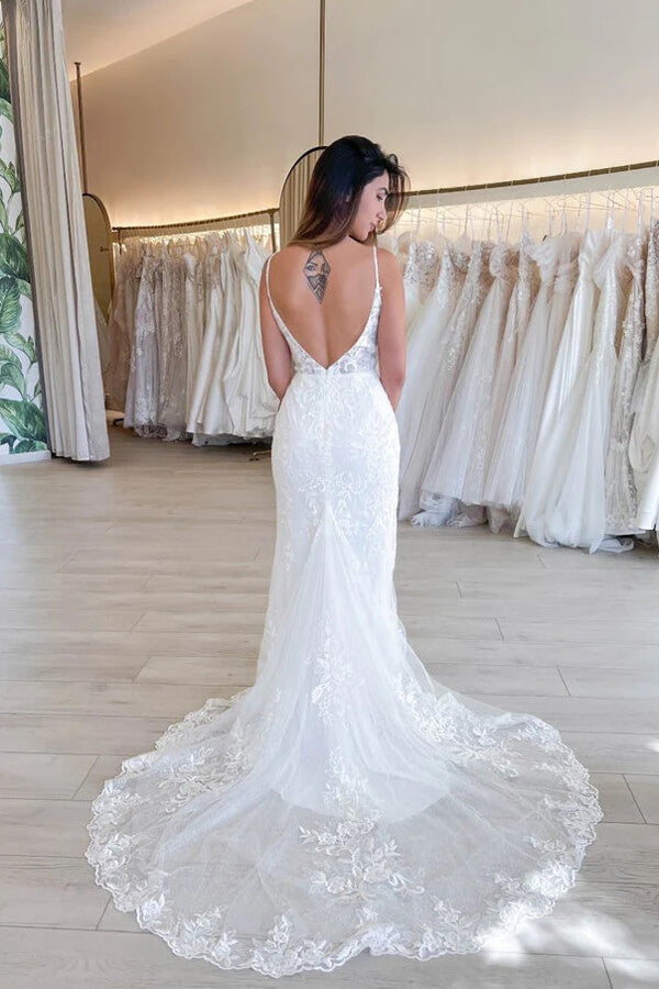 Tulle Mermaid V-neck Lace Appliques Wedding Dresses, Bridal Gown, MW927 | vintage wedding dress | wedding dresses online | backless wedding dress | musebridals.com