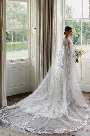 Tulle Sheath Sweetheart Neck Wedding Dresses With Floral Appliques, MW890 | wedding dress stores | wedding dresses online | cheap lace wedding dress | musebridals.com