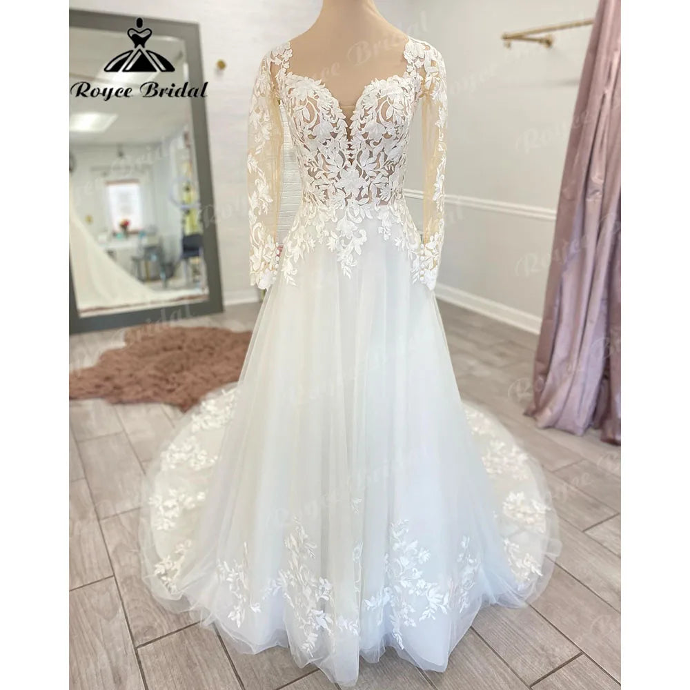 Vintage Boho Lace Long Sleeve Open Back Wedding Gown for Women 2024 Appliques Wedding Dress with V Neck Bridal Gown Custom Made