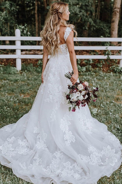 White Tulle Lace Appliqued A-line V-neck Wedding Dresses, Bridal Gown, MW675 | cheap lace wedding dress | wedding dresses online | bridal outfit | bridal gown | www.musebridals.com