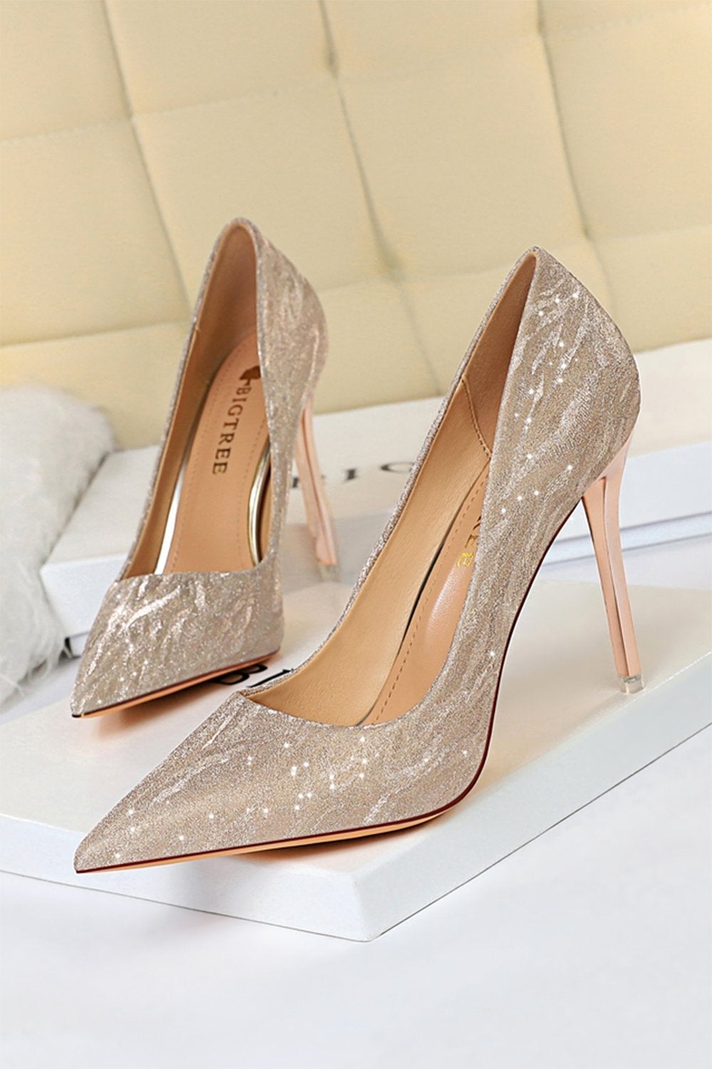 Shallow Toe Sequined Stiletto High Heels