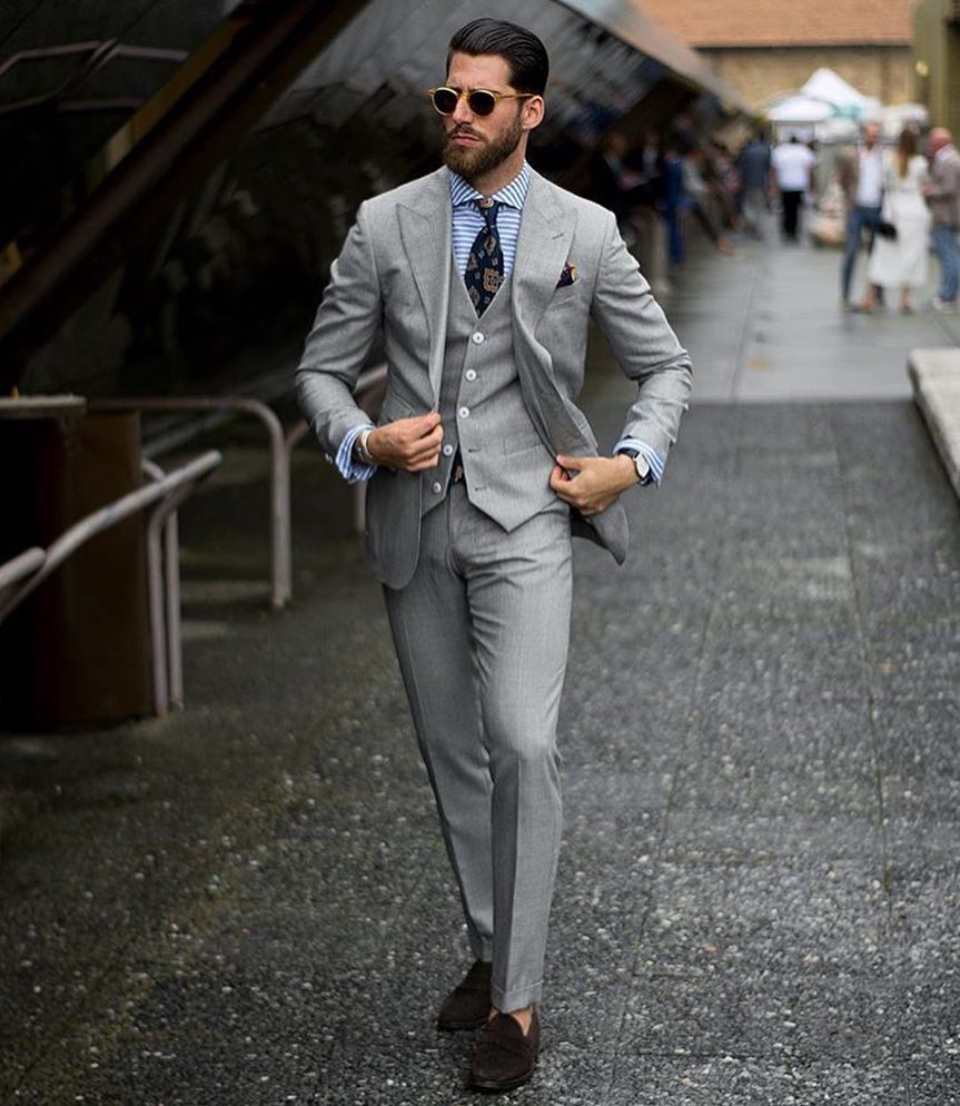 Bespoke Formal Mens Suits Regular Grey Three-Piece Business Suits-showprettydress