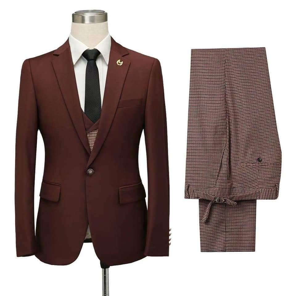 Burgundy Notched Lapel Fitted Men Marriage Suits-showprettydress