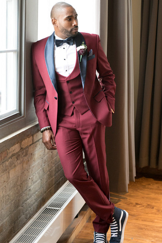 Burgundy Slim Fit Men Suit with Black Shawl Lapel-showprettydress